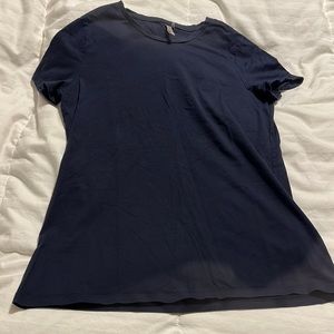 Banana Republic Navy S/S Crew Neck T Shirt - Medium